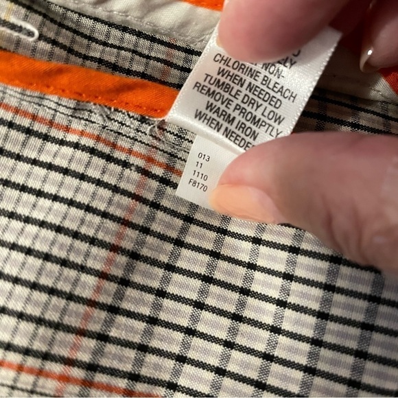 Isaac Mizrahi Brown Windowpane Plaid Blazer Target faux leather buttons. Size M - Picture 8 of 16